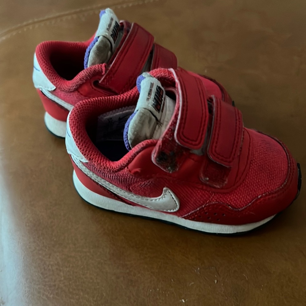 Toddler/baby size 5c red Nike Velcro sneakers